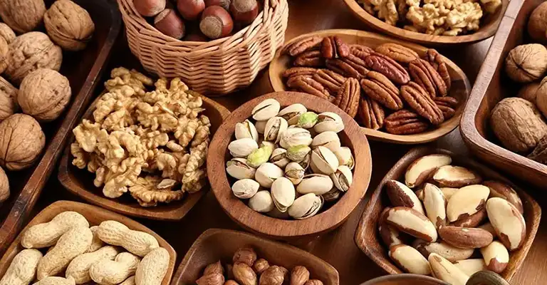 عوارض مصرف زیاد آجیل